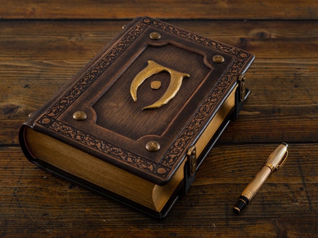Oblivion Chronicles: Handcrafted Leather Journal for Capturing Magic and Wonders