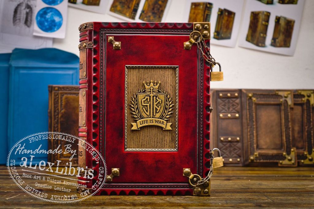 Red Giant Chronicles: A Massive and Heavyweight Journal