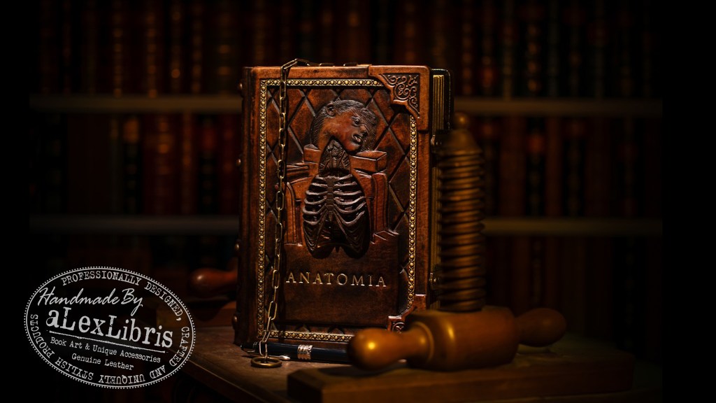 Anatomia Leather Journal: Explore the Intricacies of the Human Body